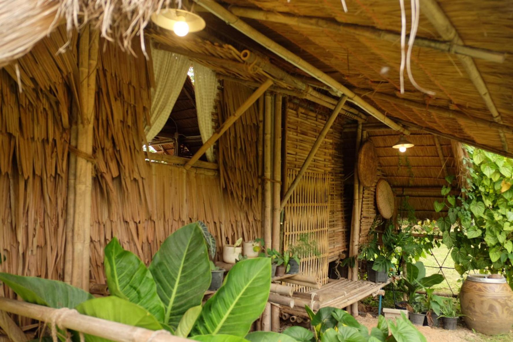 Royal Mountain Hut Hotel Ratchaburi ห้อง รูปภาพ