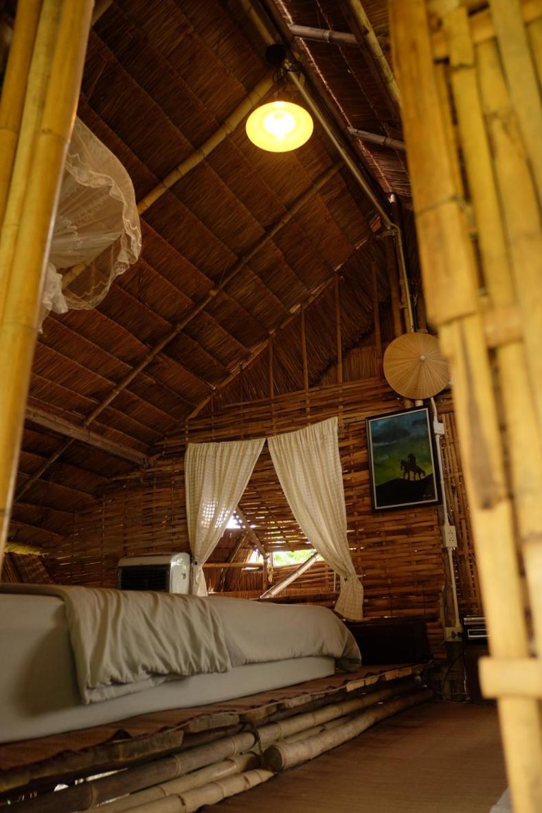 Royal Mountain Hut Hotel Ratchaburi ห้อง รูปภาพ