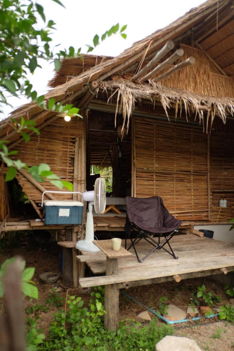 Royal Mountain Hut Hotel Ratchaburi ห้อง รูปภาพ